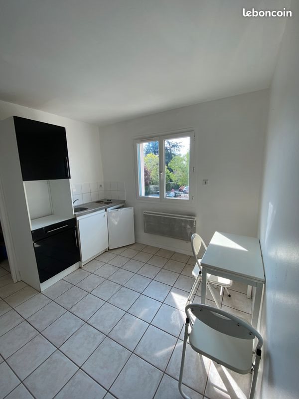 Appartement à louer, 18m², Pierre-Bénite
