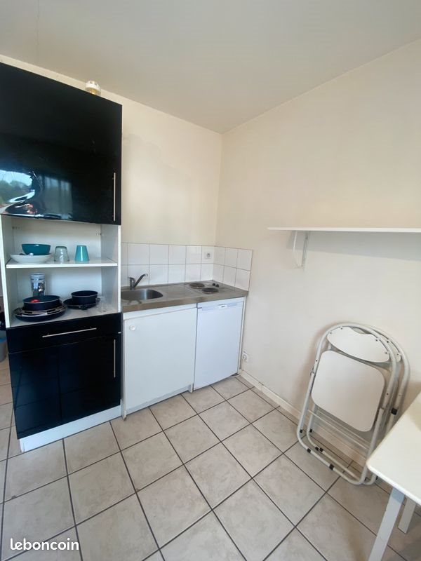 Appartement à louer, 18m², Pierre-Bénite