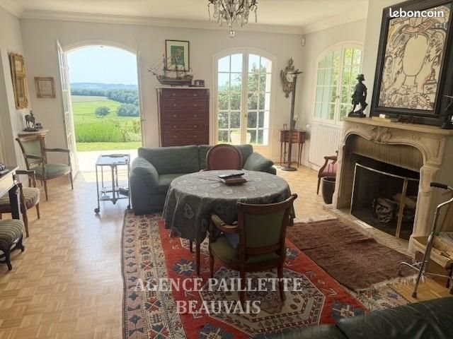 Maison à vendre, 178m², Le Mont-Saint-Adrien