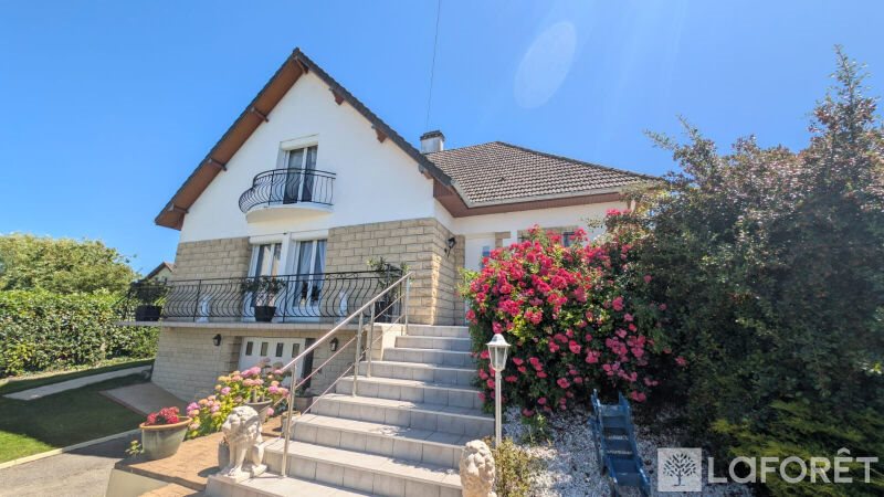 Maison à vendre, 133m², Auneuil