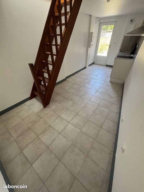 Appartement à louer, 21m², Milly-la-Forêt