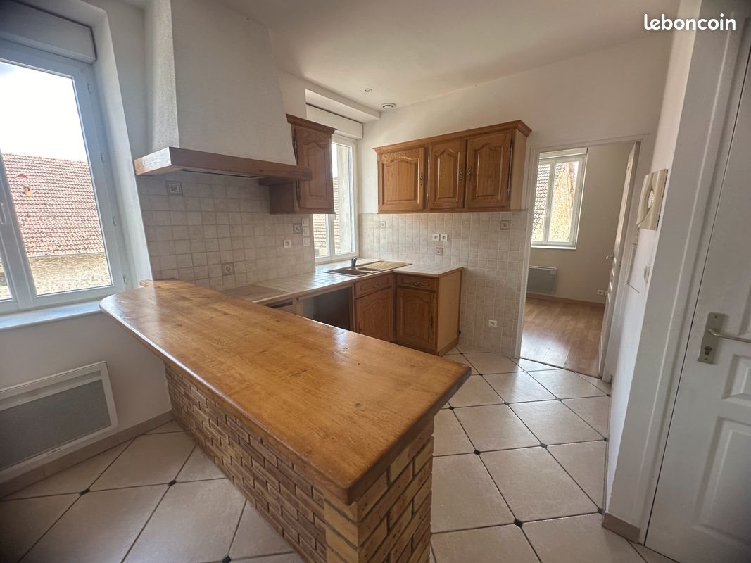 Appartement à louer, 57m², Echarcon
