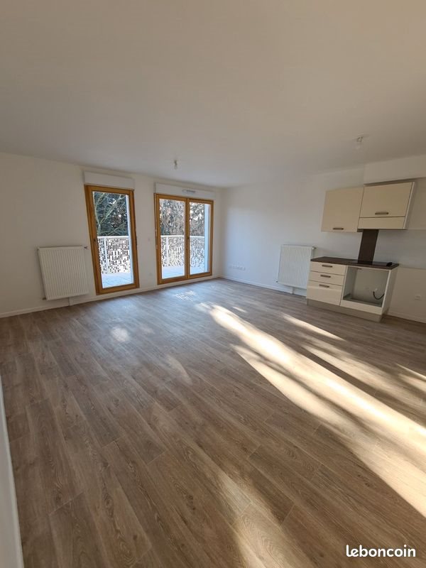 Appartement à louer, 76m², Villepinte