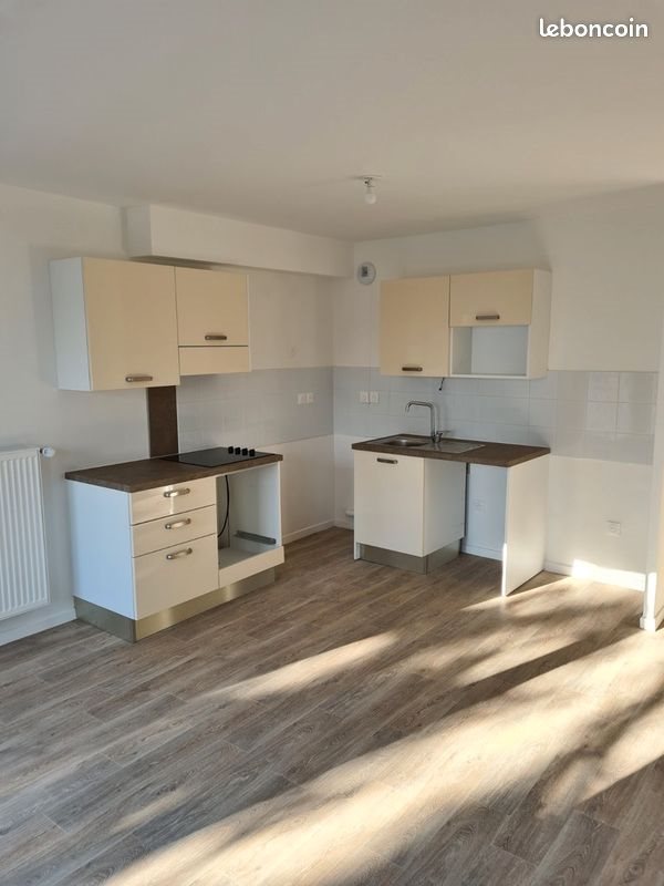 Appartement à louer, 76m², Villepinte