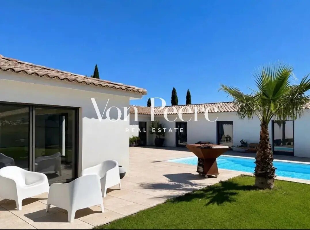 Maison à vendre, 245m², Mollégès