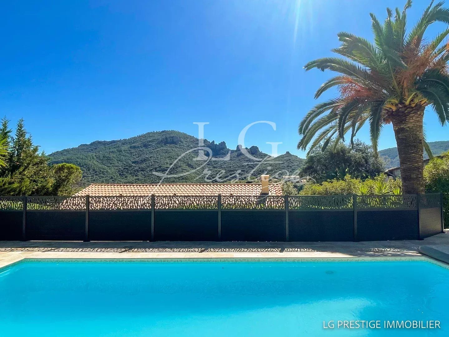 Maison à vendre, 183m², Fréjus