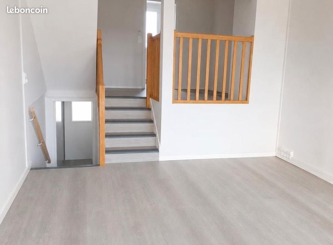 Maison à vendre, 85m², Saint-Denis-de-l'Hôtel