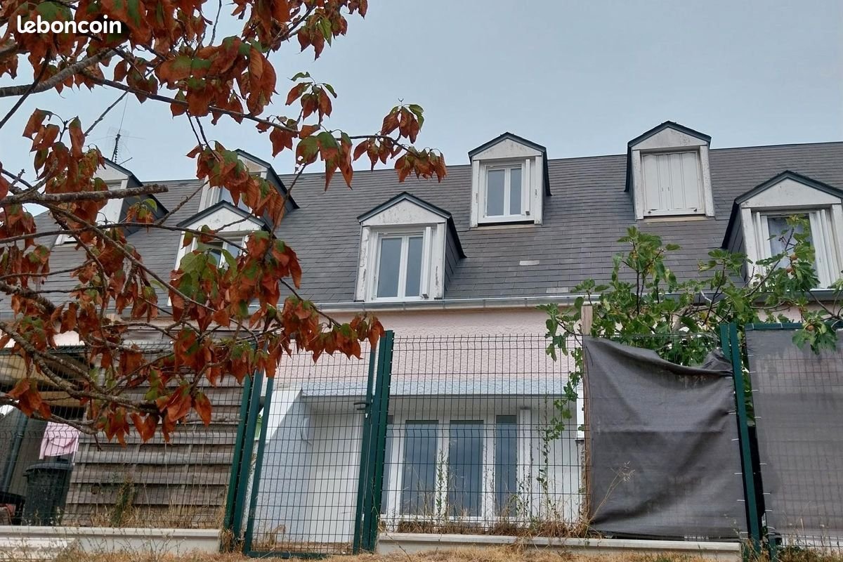 Maison à vendre, 85m², Saint-Denis-de-l'Hôtel