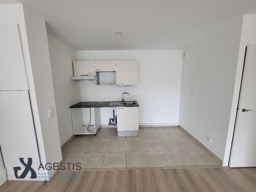 Appartement à louer, 67m², Colombes