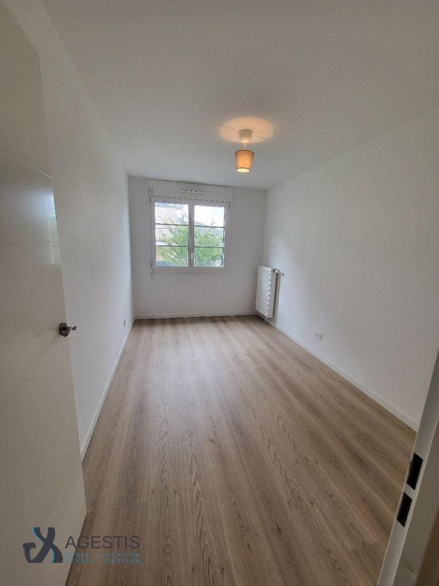 Appartement à louer, 67m², Colombes