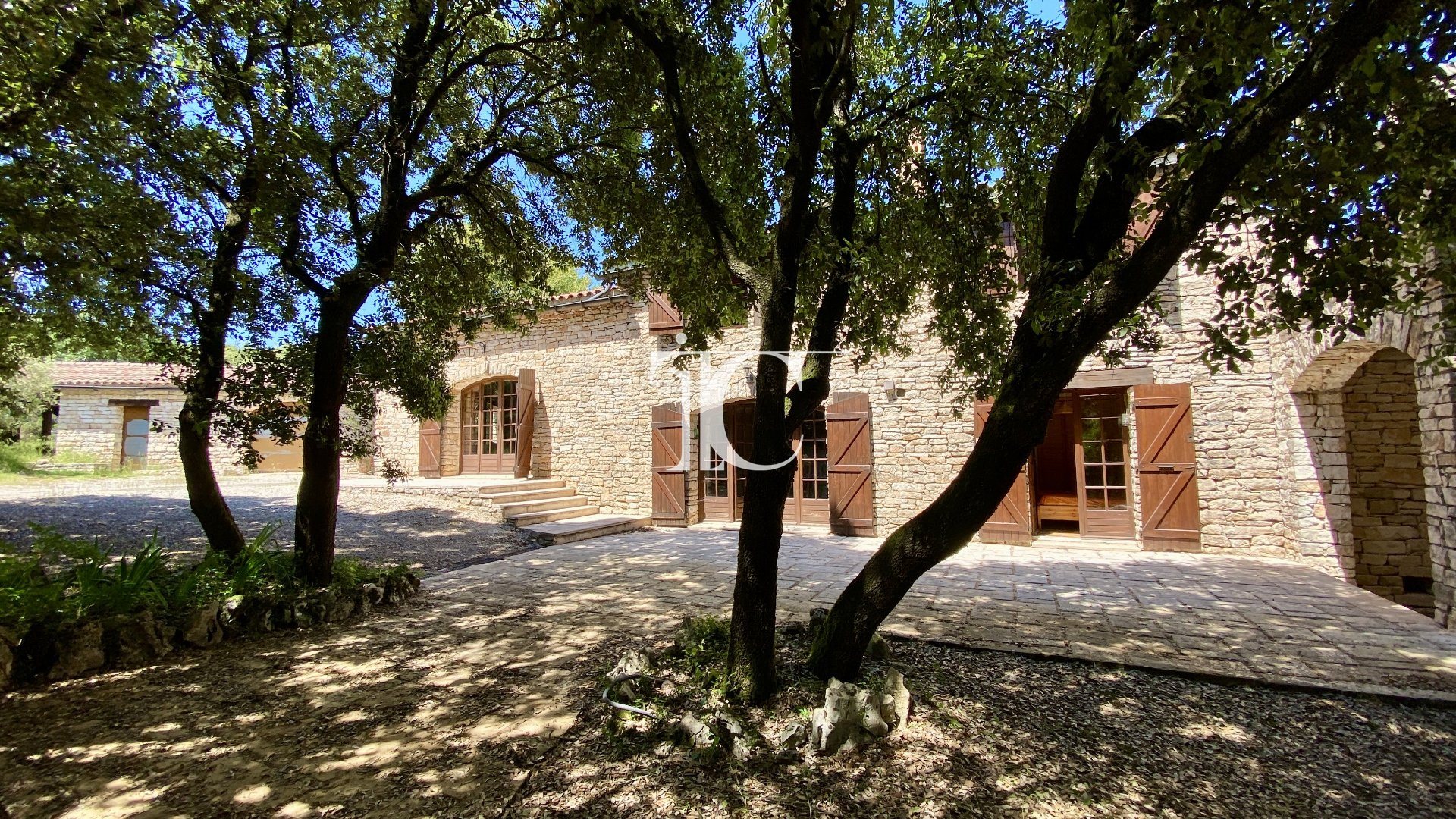 Maison à vendre, 135m², Barjac