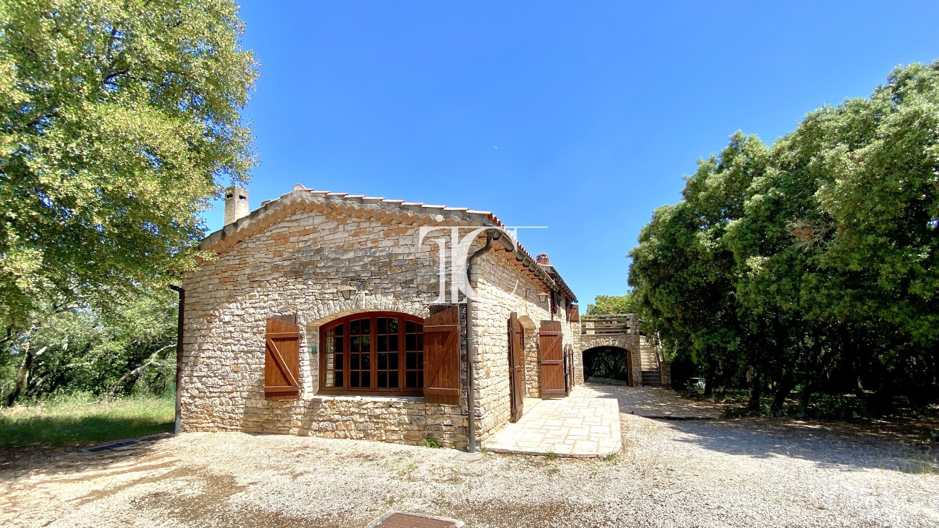 Maison à vendre, 135m², Barjac