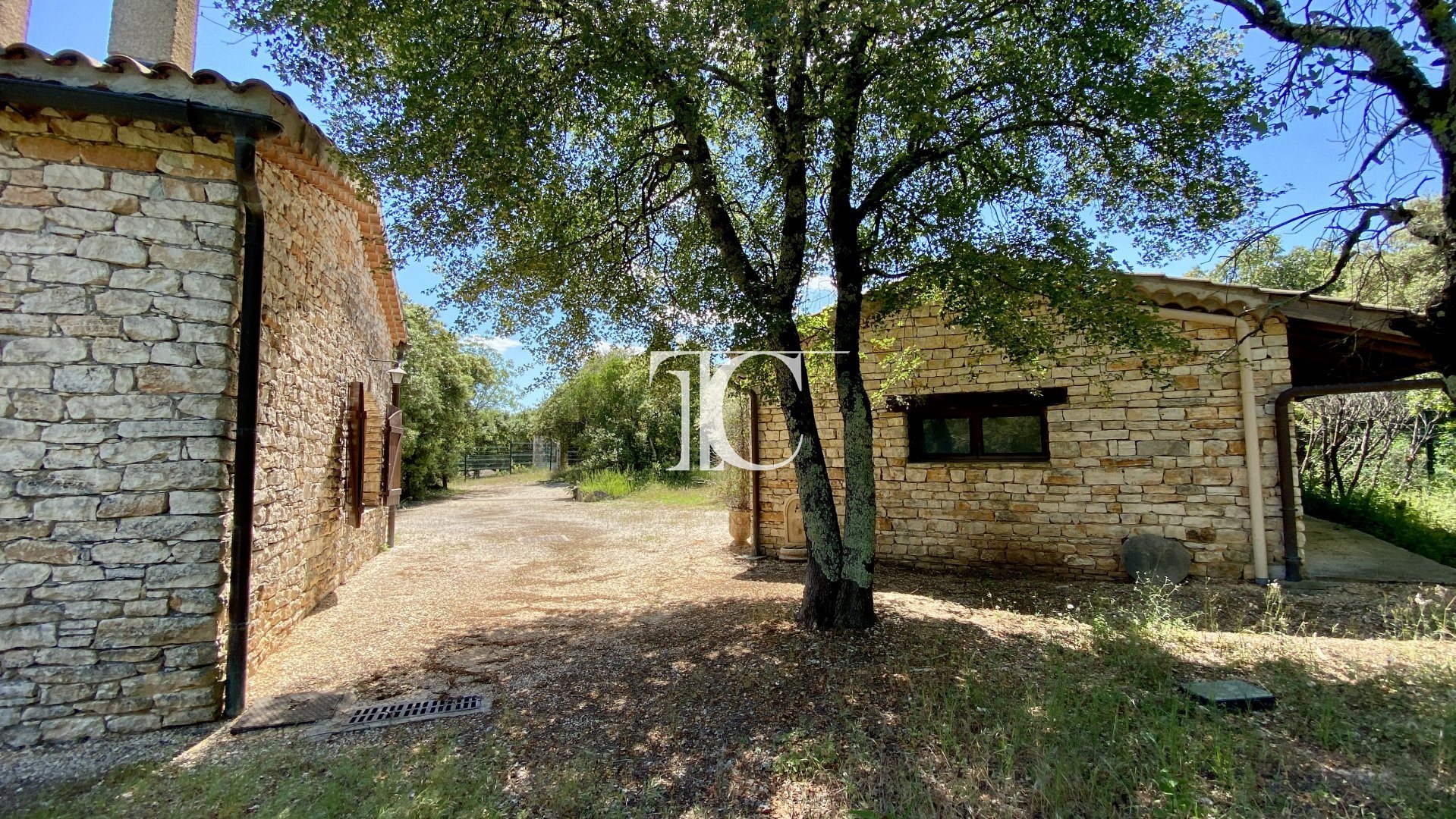 Maison à vendre, 135m², Barjac