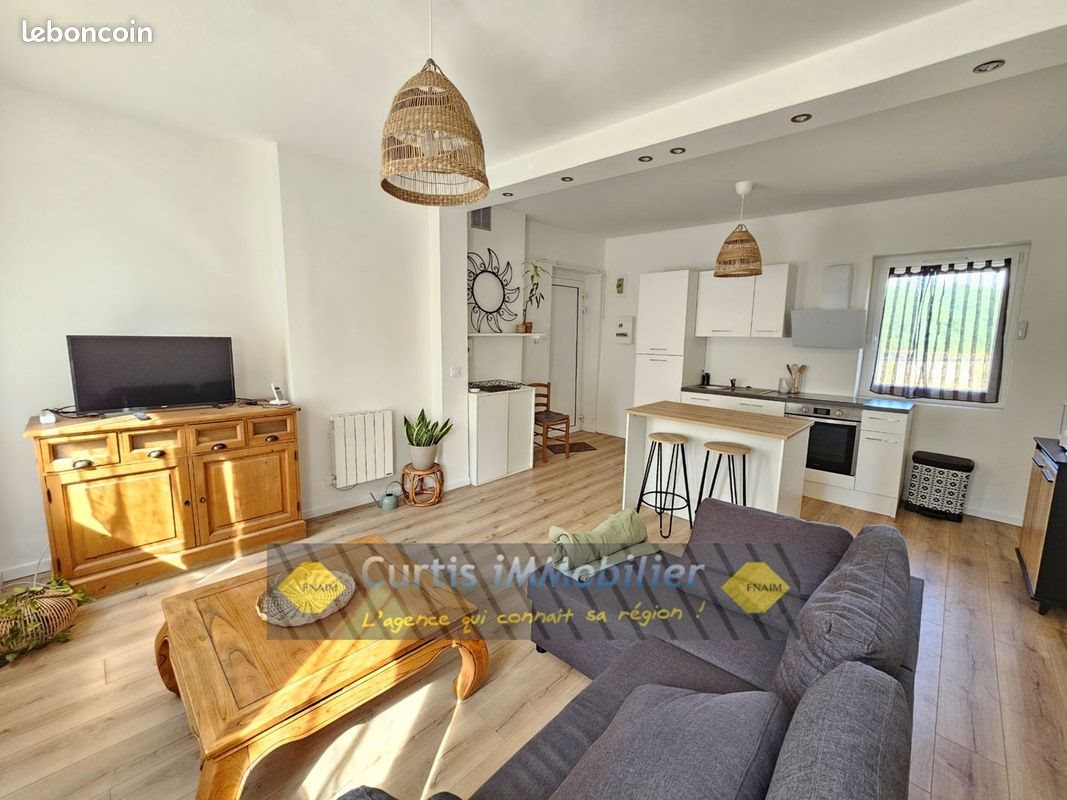 Appartement à louer, 45m², Saint-Genest-Lerpt