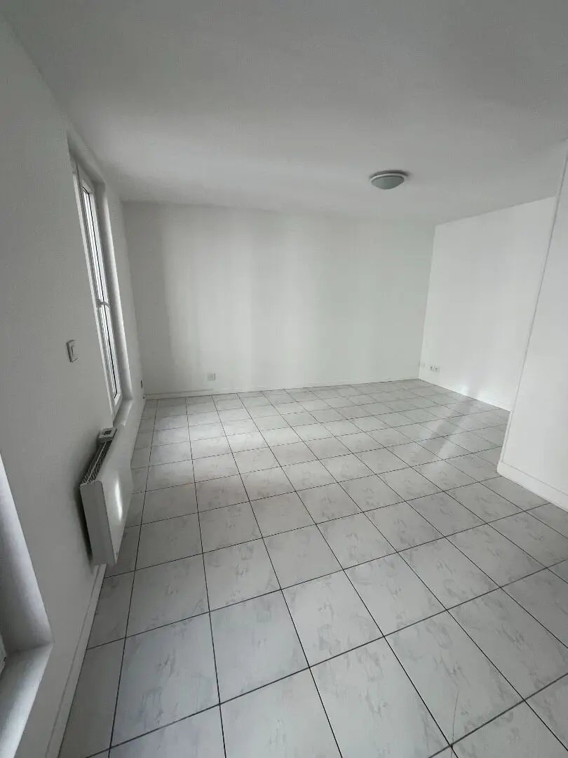 Appartement à louer, 19m², Paris 18ème