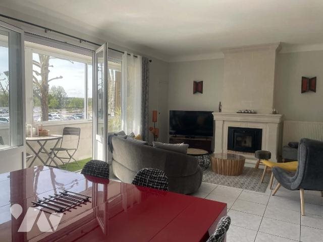 Maison à vendre, 202m², Saumur