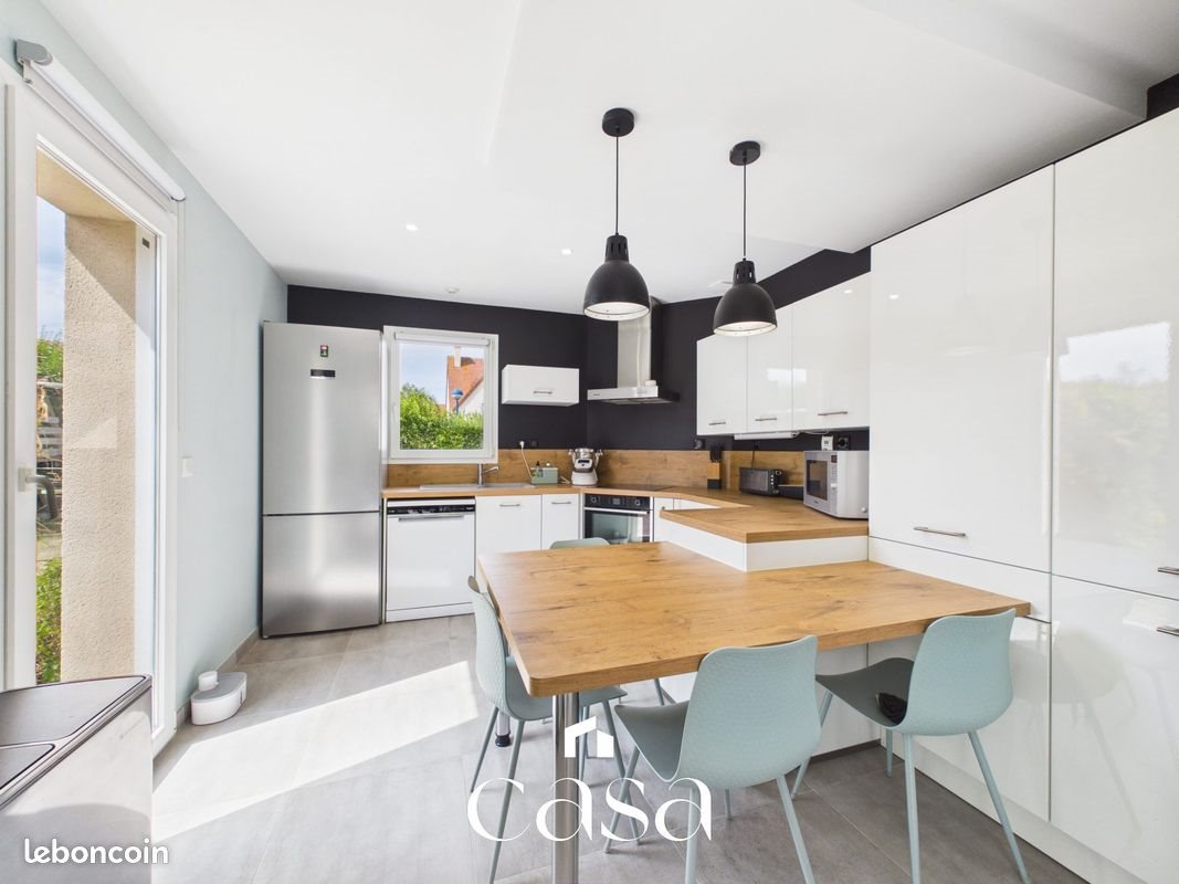 Maison à vendre, 160m², Saint-Aubin-d'Arquenay