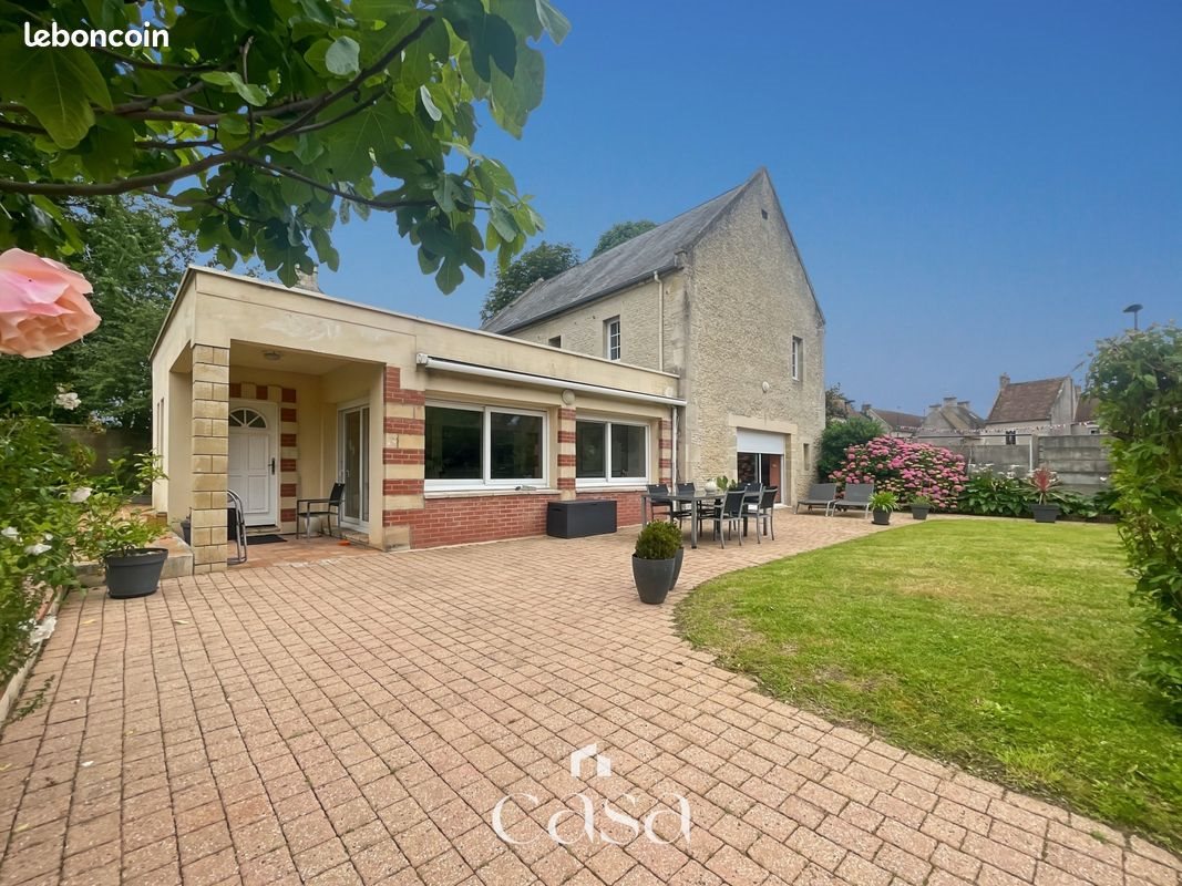 Maison à vendre, 200m², Saint-Aubin-d'Arquenay