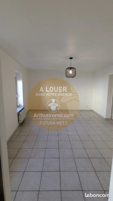 Appartement à louer, 61m², Manom