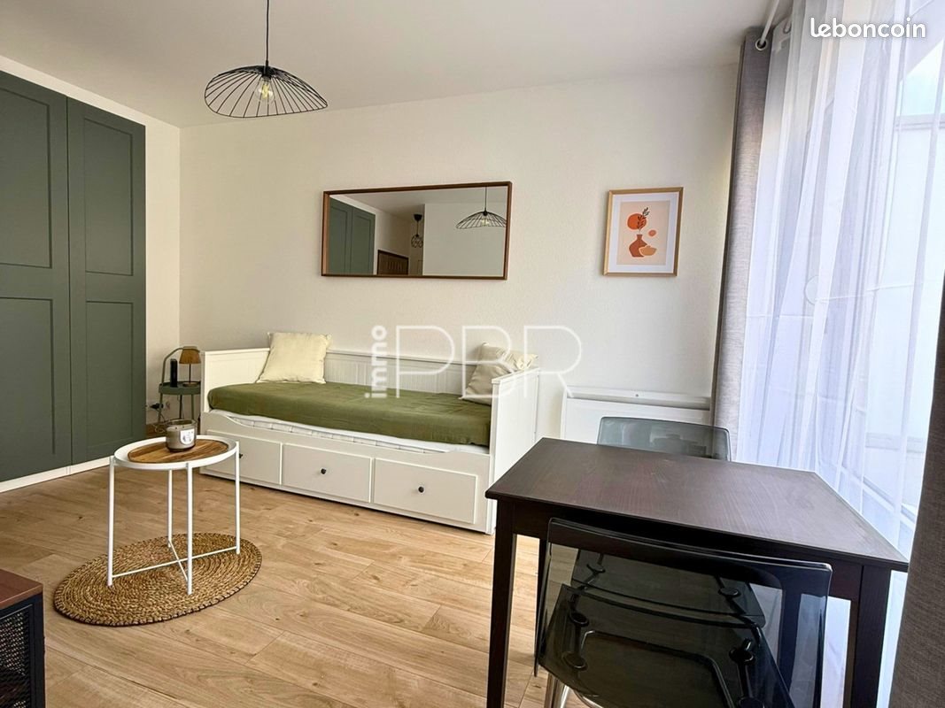 Appartement à louer, 23m², Reims