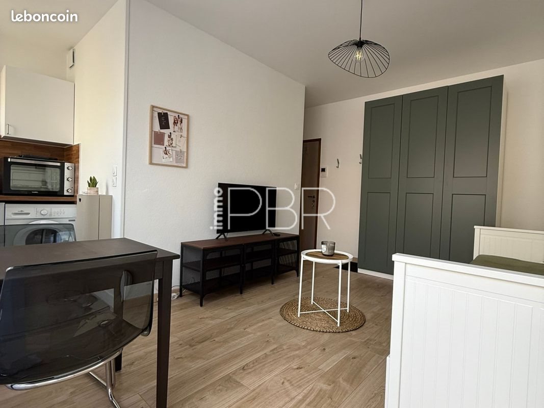 Appartement à louer, 23m², Reims