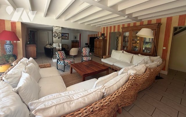 Maison à vendre, 335m², Montbrison