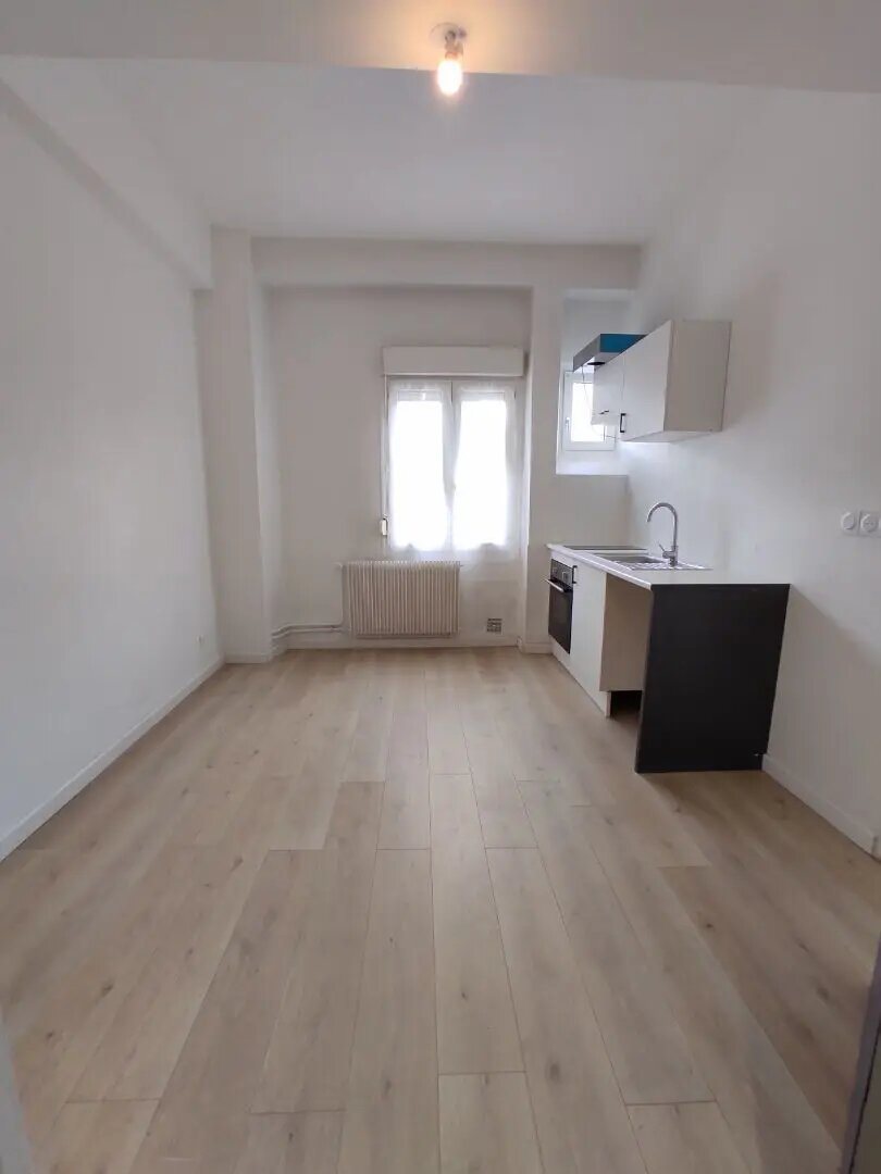 Appartement à louer, 37m², Tinqueux
