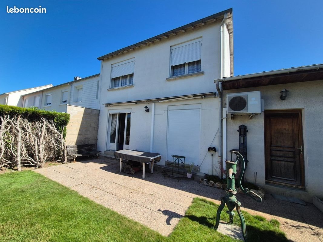 Maison à vendre, 89m², Ay