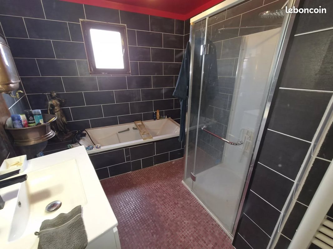 Maison à vendre, 115m², Parné-sur-Roc