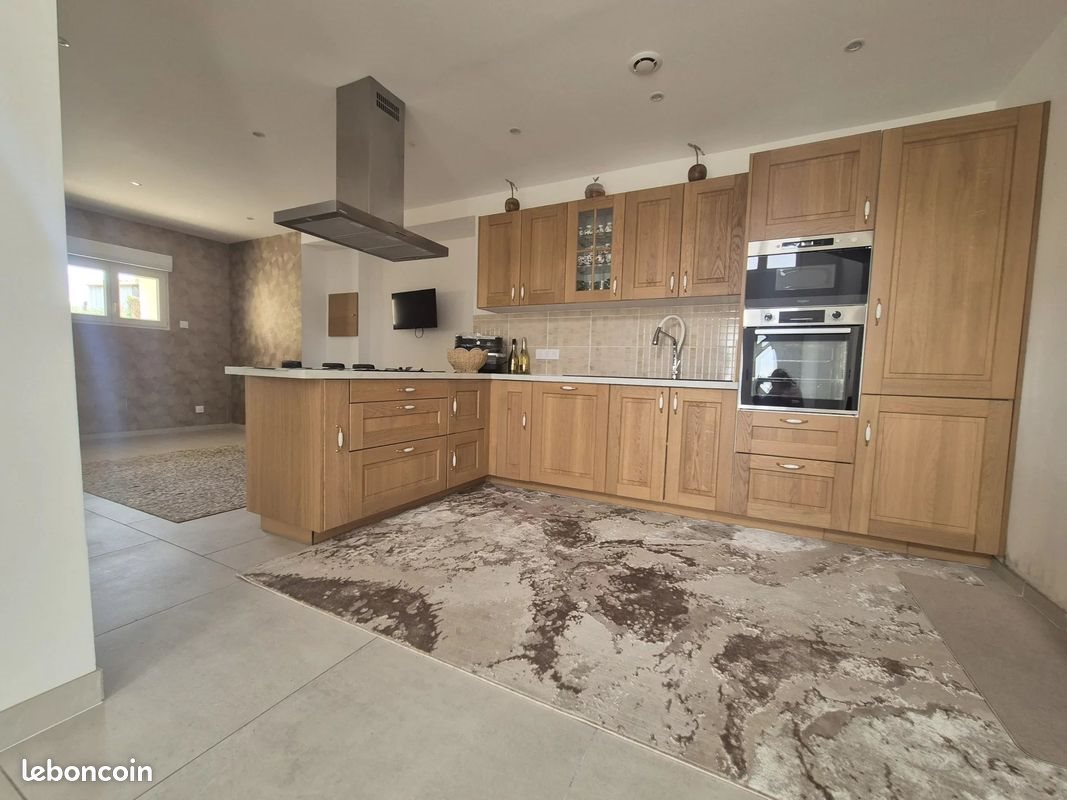 Maison à vendre, 168m², Laval