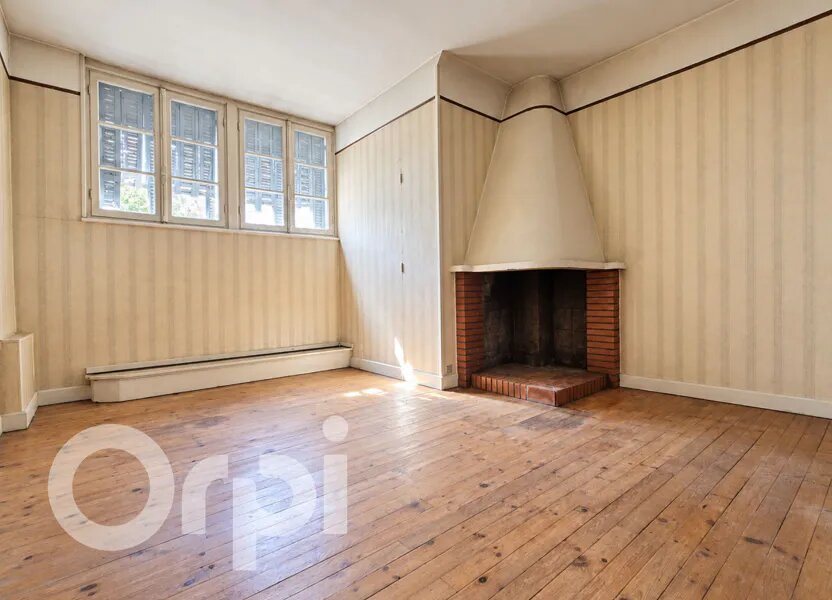 Maison à vendre, 354m², Espalion