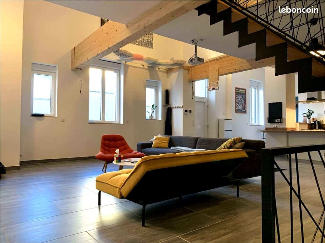Appartement à louer, 124m², Longwy
