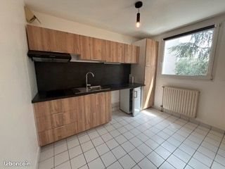 Appartement à louer, 34m², Lyon 8ème