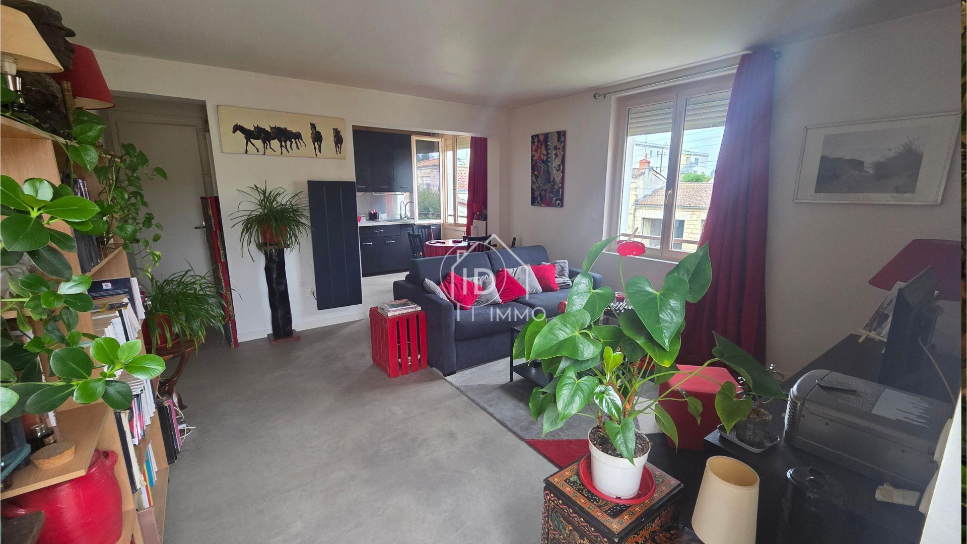 Maison à vendre, 243m², Montpon-Ménestérol