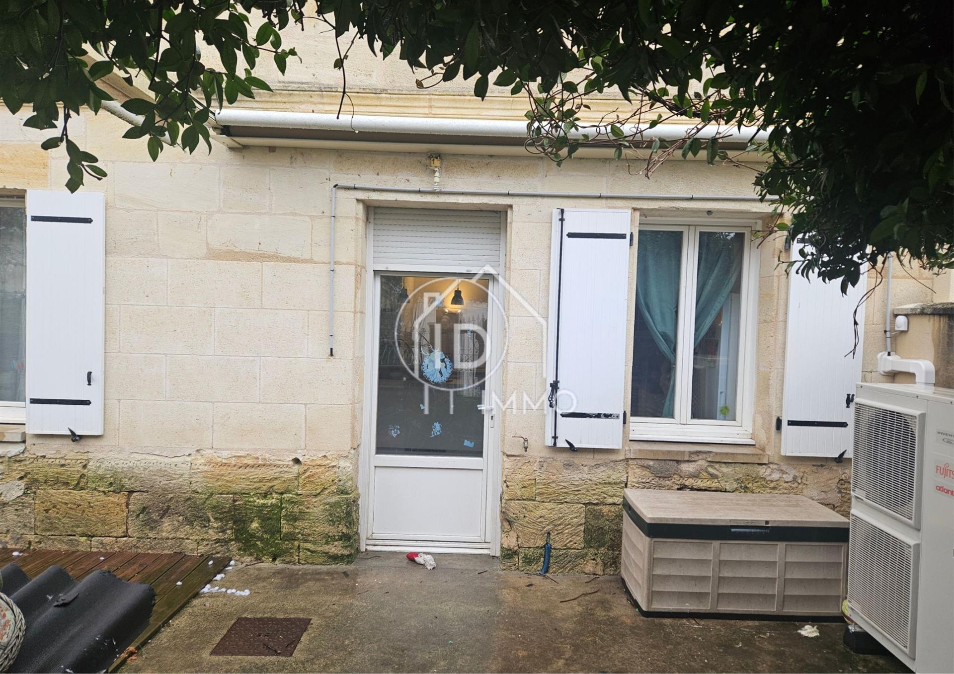 Maison à vendre, 130m², Saint-Médard-de-Guizières