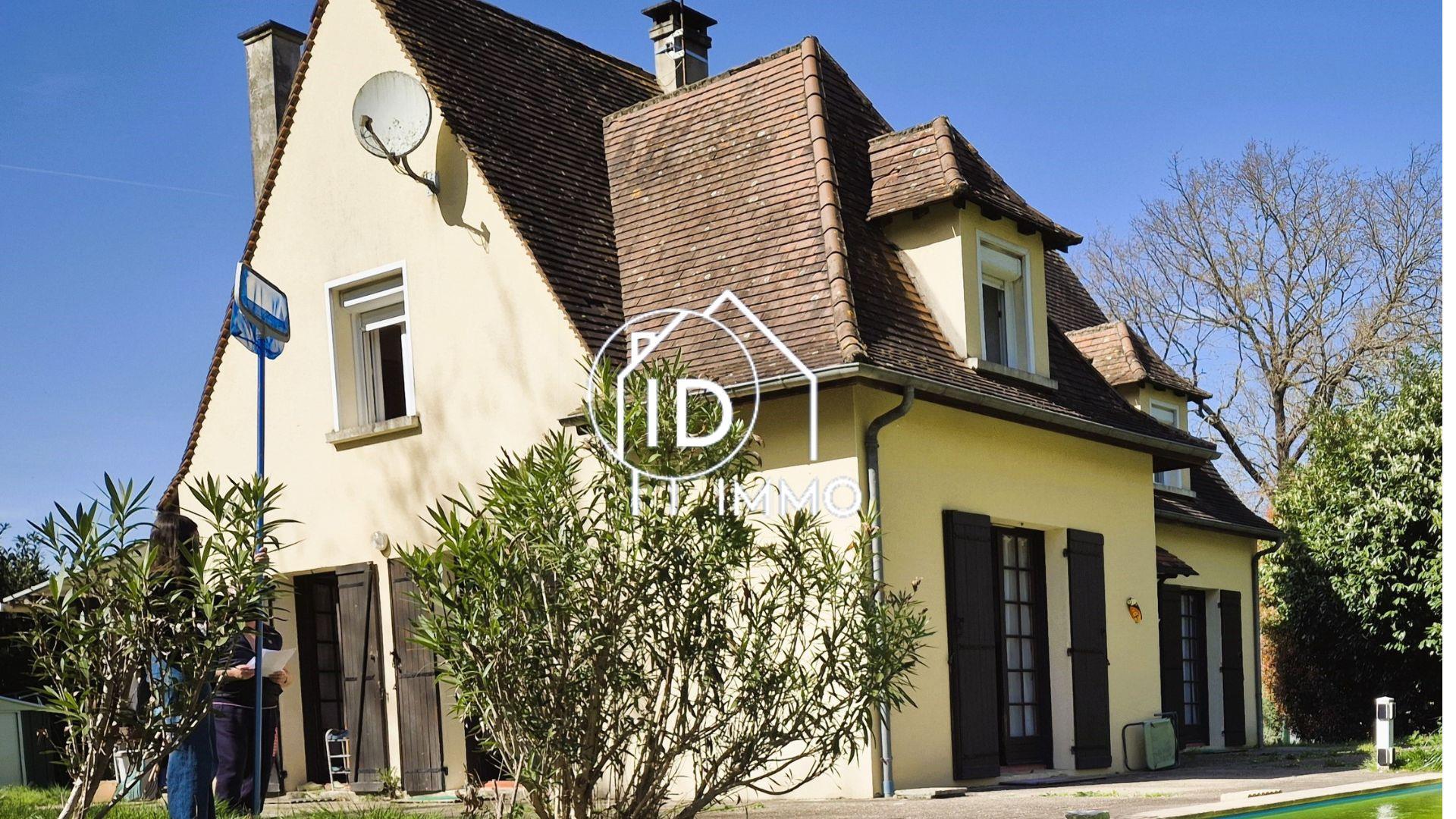 Maison à vendre, 113m², Saint-Martial-d'Artenset