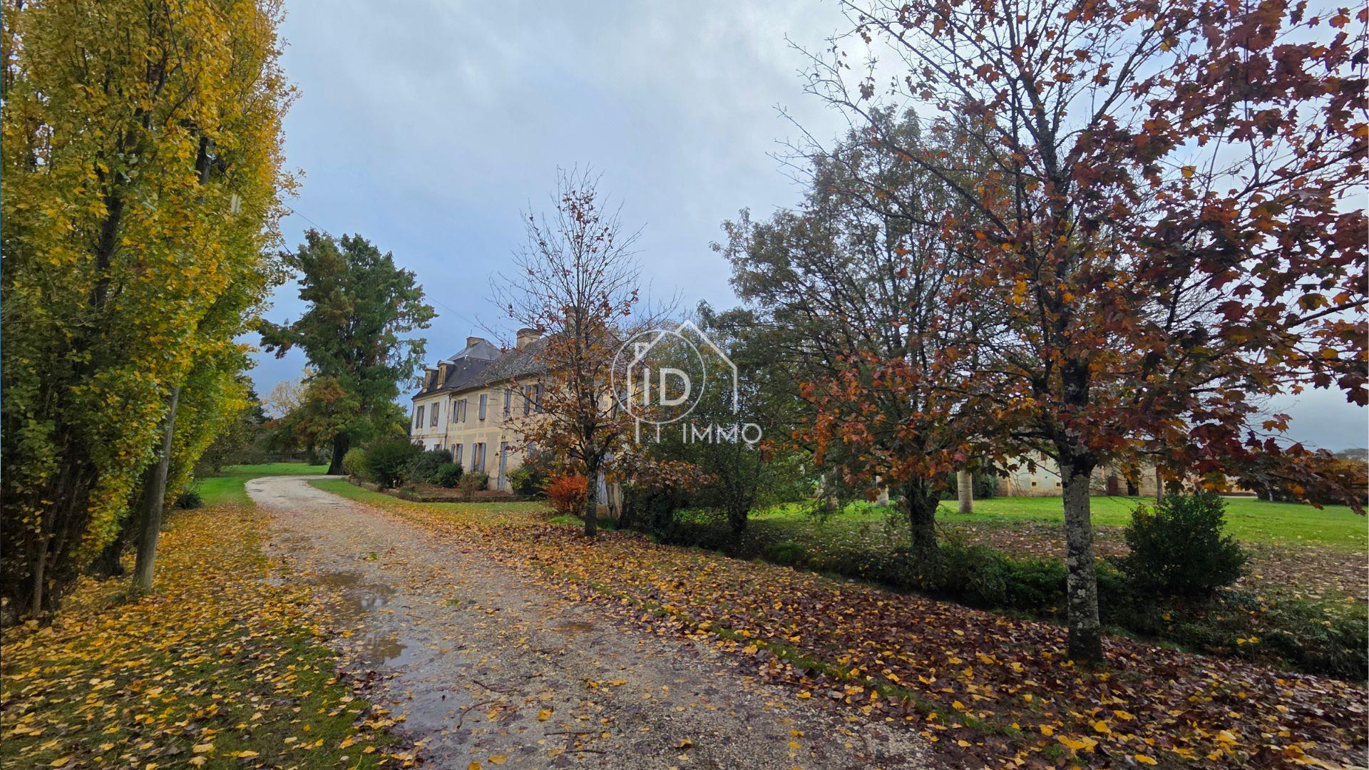 Maison à vendre, 305m², Bergerac
