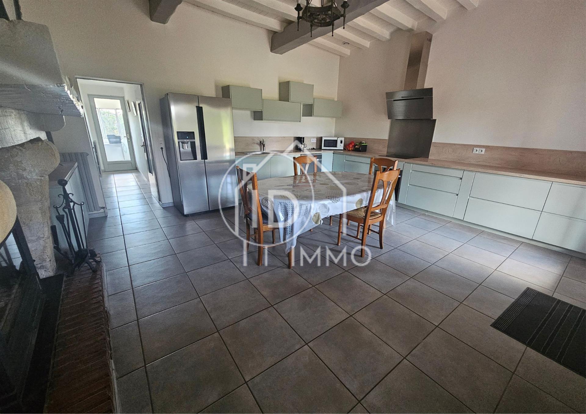 Maison à vendre, 190m², Montpon-Ménestérol