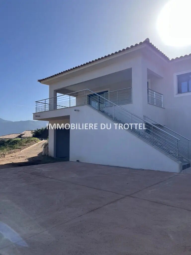 Maison à vendre, 106m², Afa