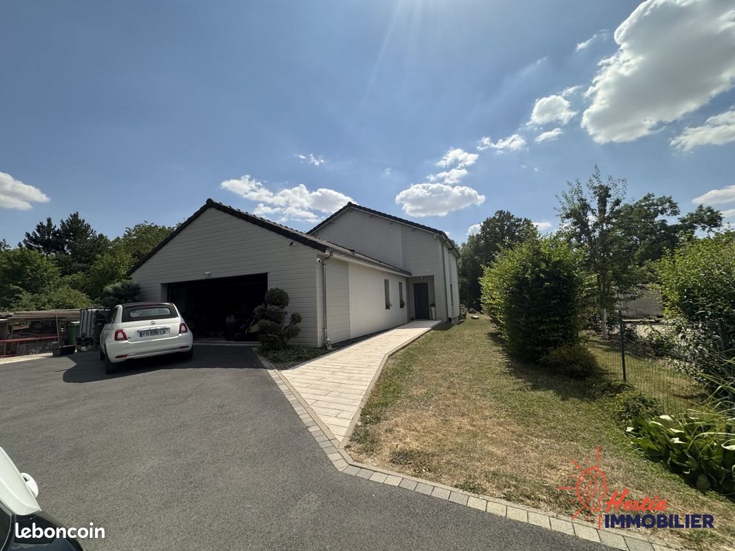 Maison à louer, 160m², Sarry