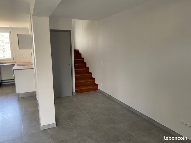 Appartement à louer, 55m², Sermérieu