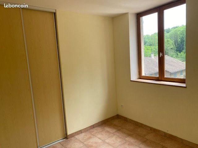 Appartement à louer, 102m², Roche
