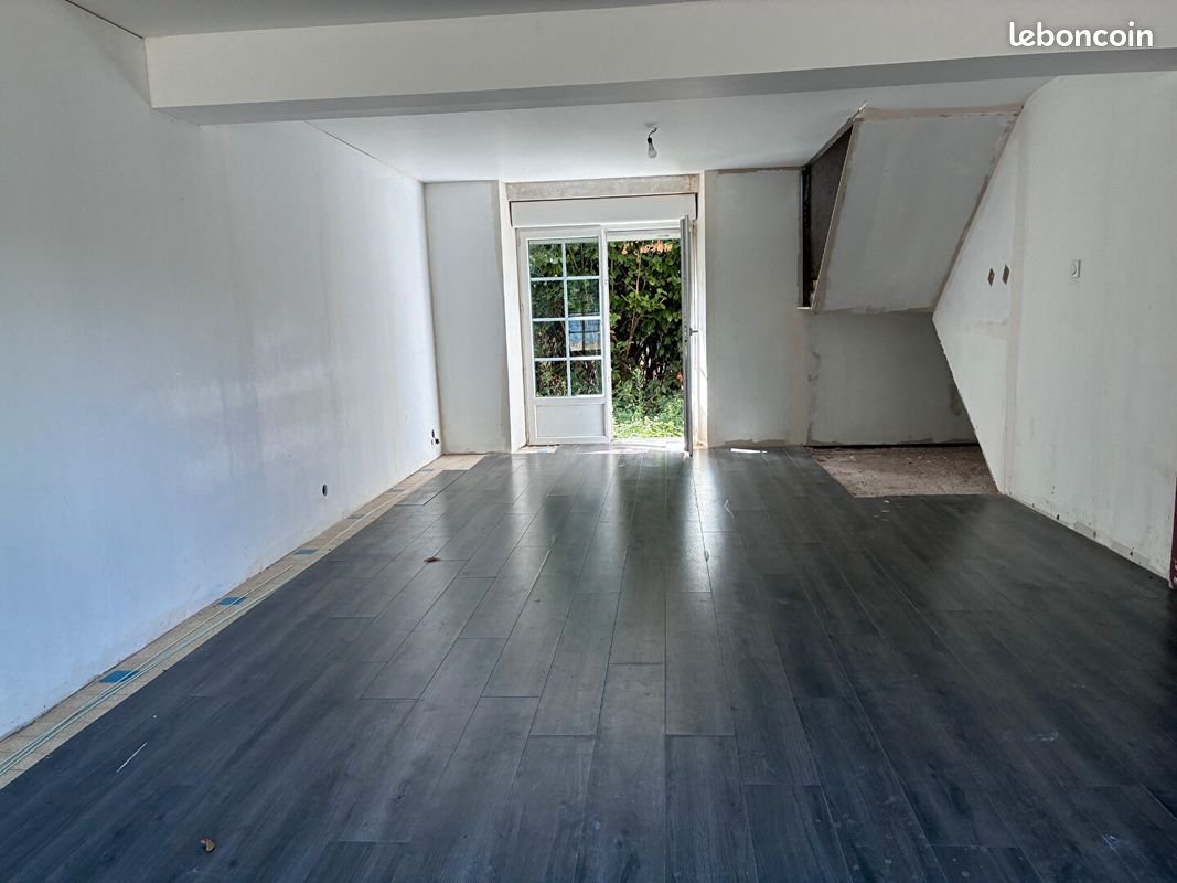 Maison à vendre, 157m², Saint-Thégonnec