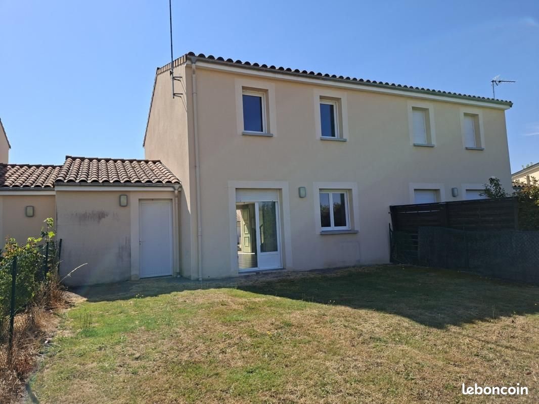 Maison à vendre, 92m², Saint-Priest-Taurion