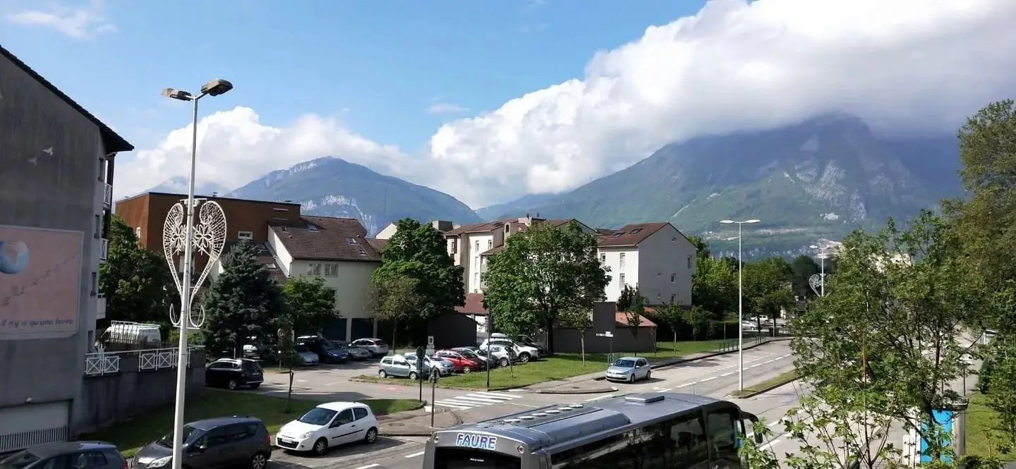 Appartement à louer, 80m², Saint-Egrève