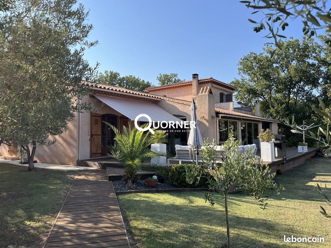 Maison à vendre, 185m², Fréjus