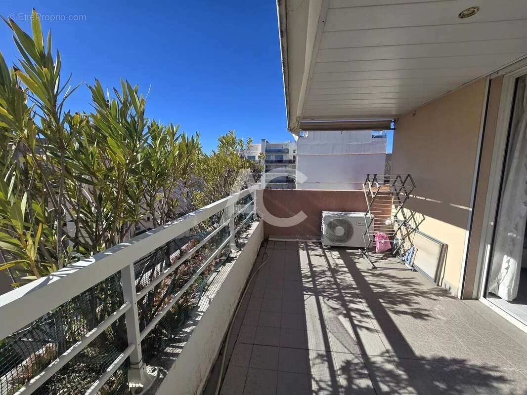 Appartement à vendre, 65m², Antibes