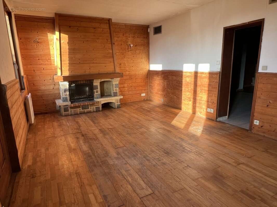 Maison à vendre, 140m², Bichancourt