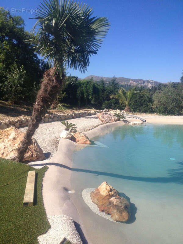 Maison à vendre, 385m², Marseille 11ème