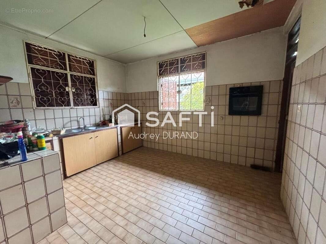 Maison à vendre, 120m², Cayenne